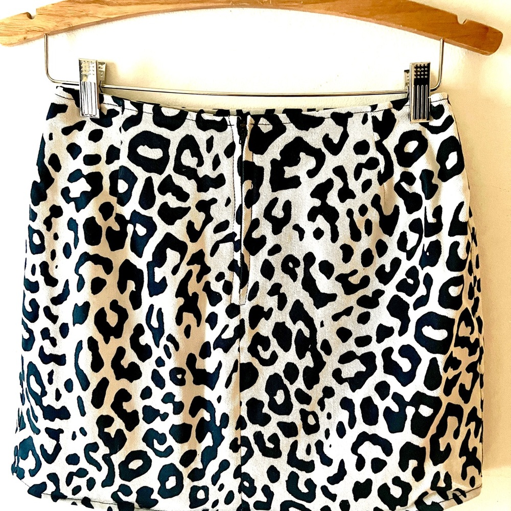 Leopard Print Mini Skirt by Motel Rocks - Picture 3 of 7